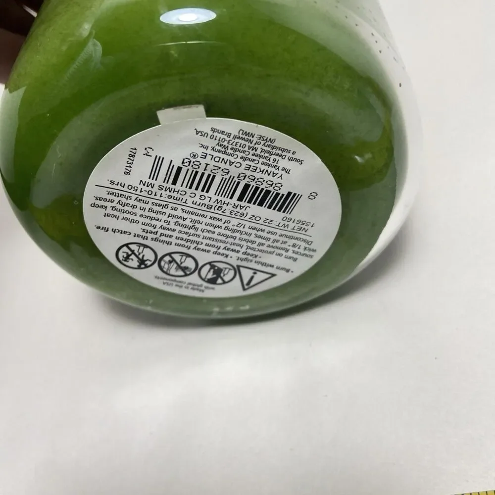 Yankee Candle Cool Christmas Mint Large  Glass Jar 22oz Holiday Green